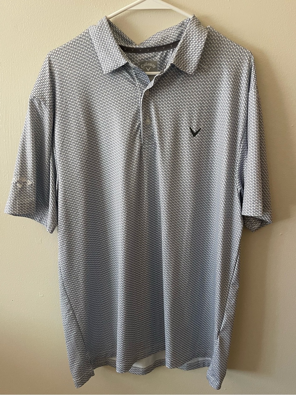 Callaway Men’s Light Gray Micro-Pattern Golf Polo